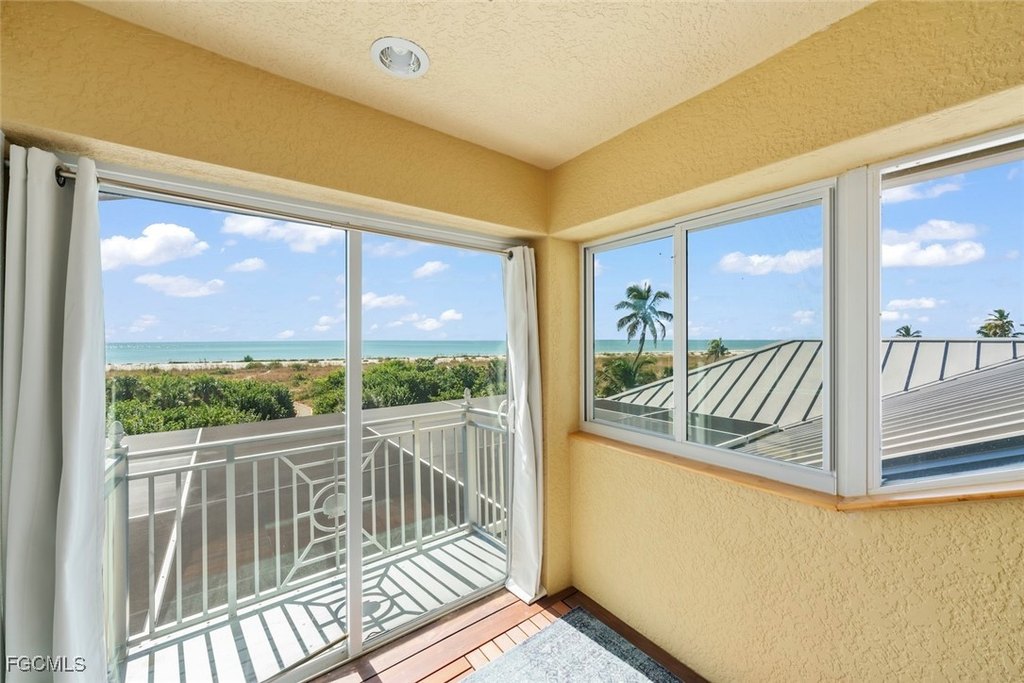 Sanibel, Florida, 33957, United States, 4 Bedrooms Bedrooms, ,4.5 BathroomsBathrooms,Residential,Forsale,2004796
