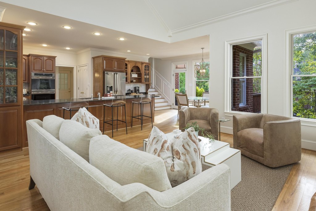 Cleveland, Tennessee, 37312, United States, 6 Bedrooms Bedrooms, ,5.5 BathroomsBathrooms,Residential,Forsale,2004701