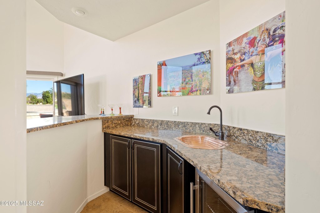 Tucson, Arizona, 85742, United States, 3 Bedrooms Bedrooms, ,3 BathroomsBathrooms,Residential,Forsale,2004437