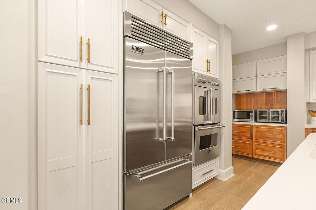 Thousand Oaks, California, 91362, United States, 4 Bedrooms Bedrooms, ,3.5 BathroomsBathrooms,Residential,Forsale,2004525