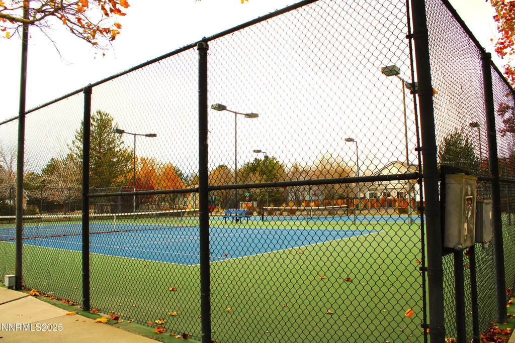 Reno, Nevada, 89502, United States, 4 Bedrooms Bedrooms, ,2 BathroomsBathrooms,Residential,Forsale,1998767