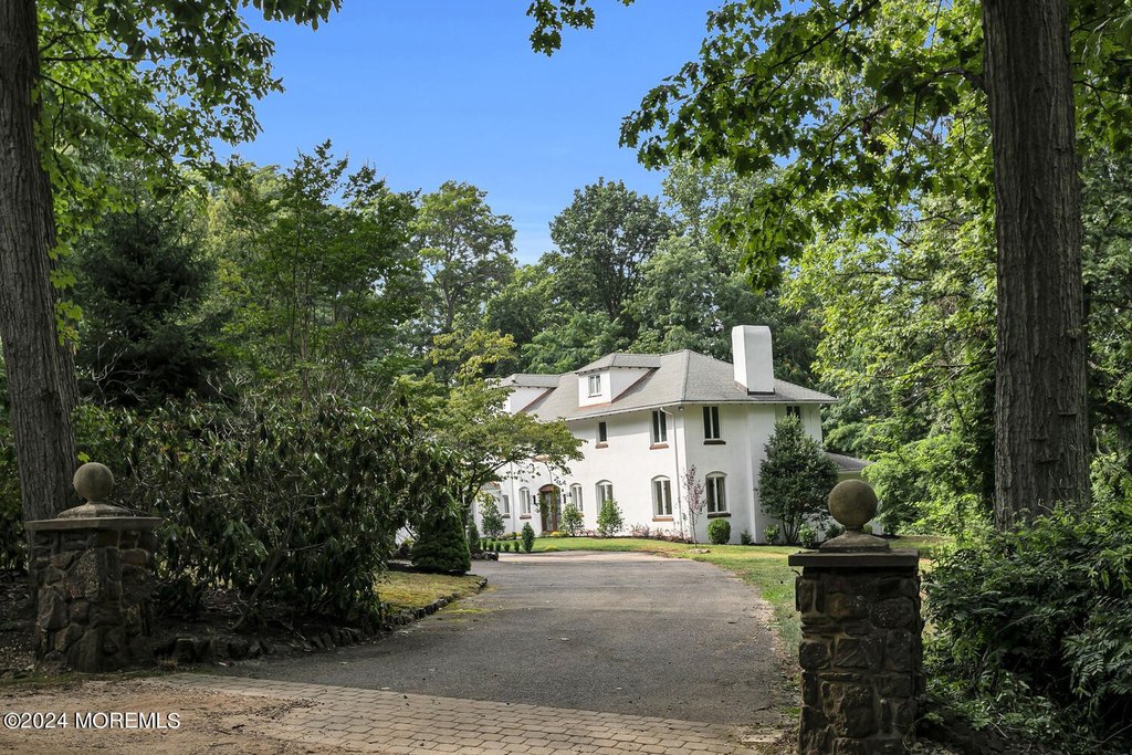 Highlands, New Jersey, 07732, United States, 5 Bedrooms Bedrooms, ,4.5 BathroomsBathrooms,Residential,Forsale,2008381