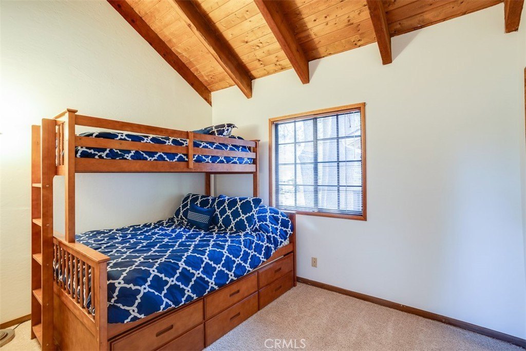 Lake Arrowhead, California, 92352, United States, 5 Bedrooms Bedrooms, ,3.5 BathroomsBathrooms,Residential,Forsale,1953304