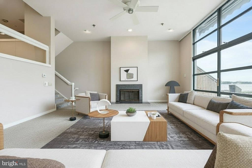 PHILADELPHIA, Pennsylvania, 19106, United States, 2 Bedrooms Bedrooms, ,2.5 BathroomsBathrooms,Residential,Forsale,2004202