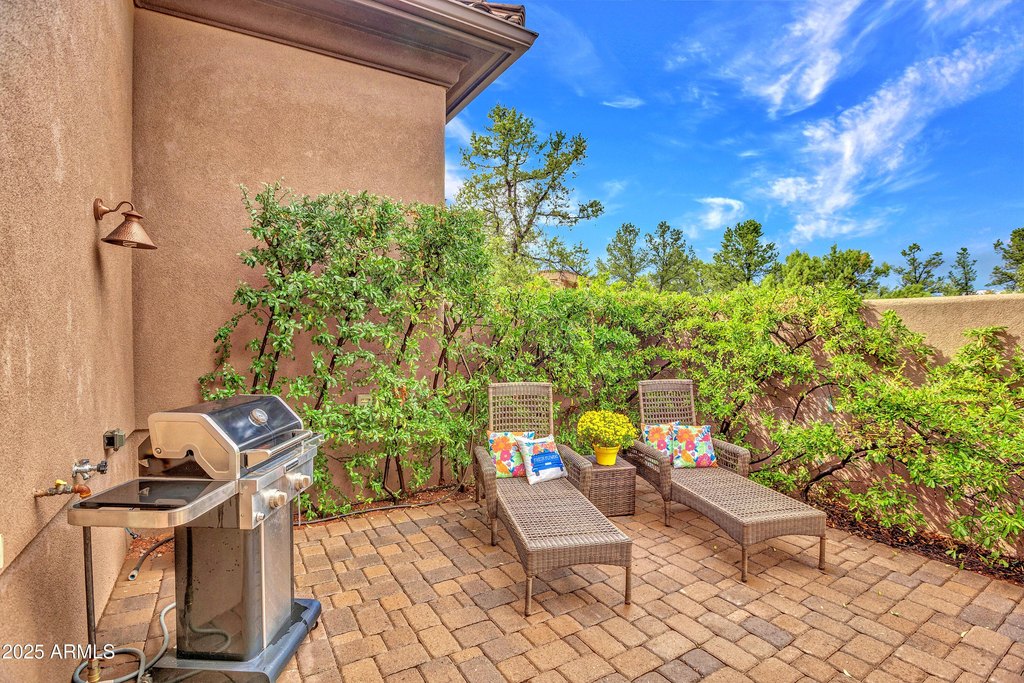 Sedona, Arizona, 86336, United States, 3 Bedrooms Bedrooms, ,2 BathroomsBathrooms,Residential,Forsale,1963558