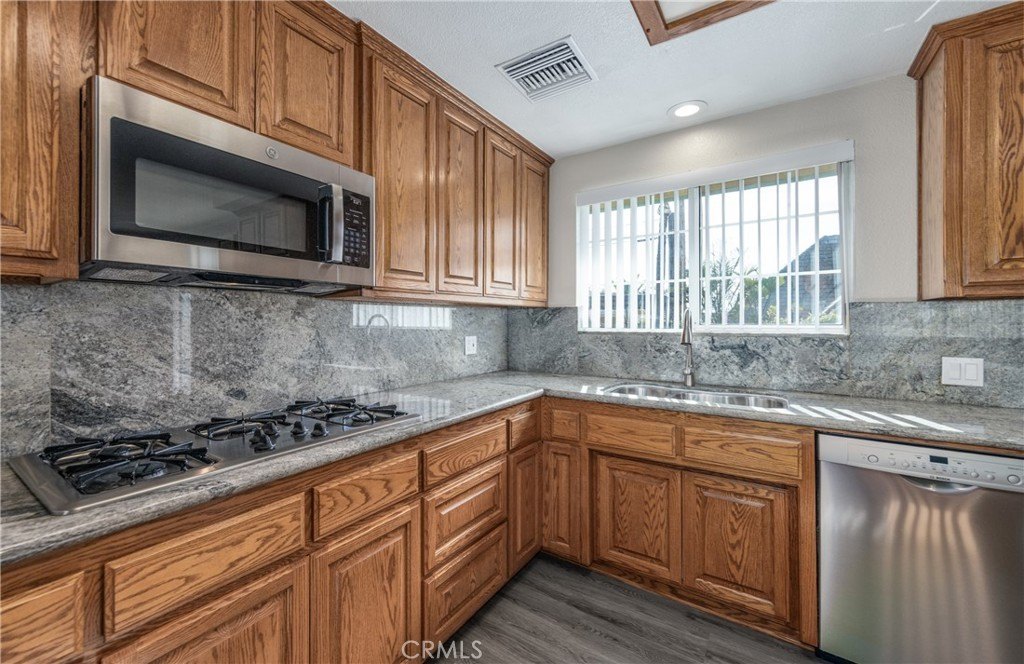 San Bernardino, California, 92404, United States, 3 Bedrooms Bedrooms, ,2 BathroomsBathrooms,Residential,Forsale,2007695