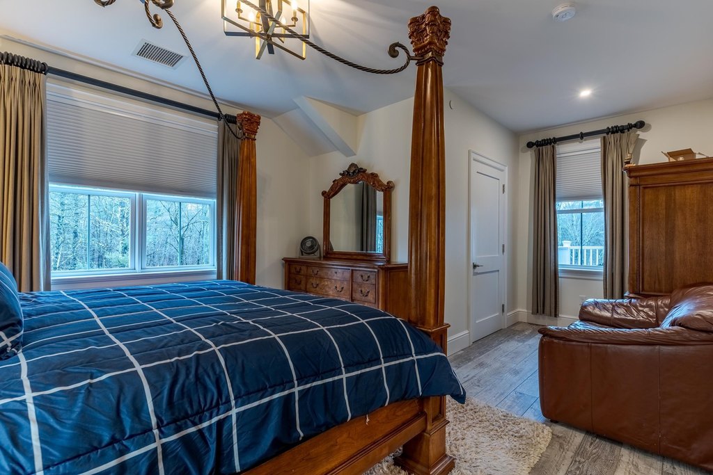 Exeter, New Hampshire, 03833, United States, 2 Bedrooms Bedrooms, ,2 BathroomsBathrooms,Residential,Forsale,2004718