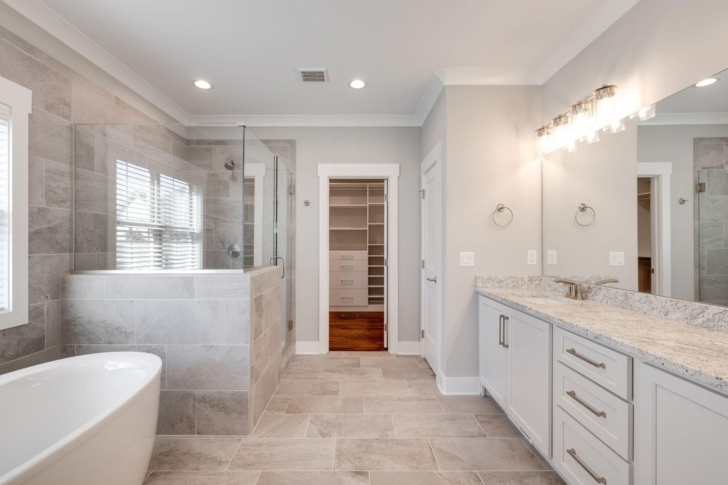 Apison, Tennessee, 37302, United States, 5 Bedrooms Bedrooms, ,4 BathroomsBathrooms,Residential,Forsale,1946774