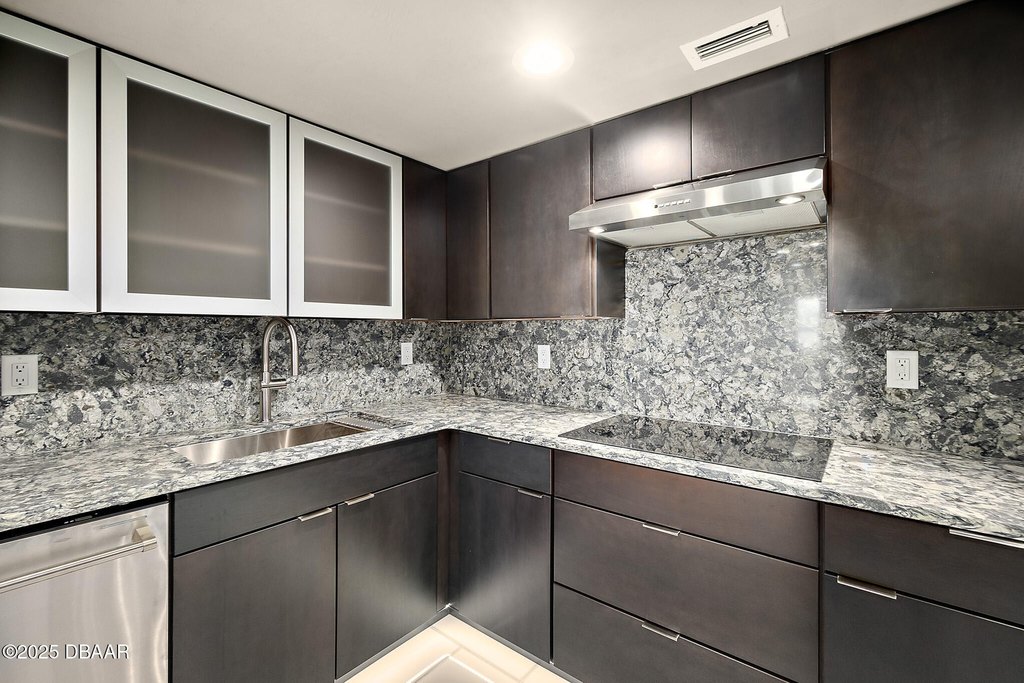 Daytona Beach Shores, Florida, 32118, United States, 3 Bedrooms Bedrooms, ,3 BathroomsBathrooms,Residential,Forsale,2007406