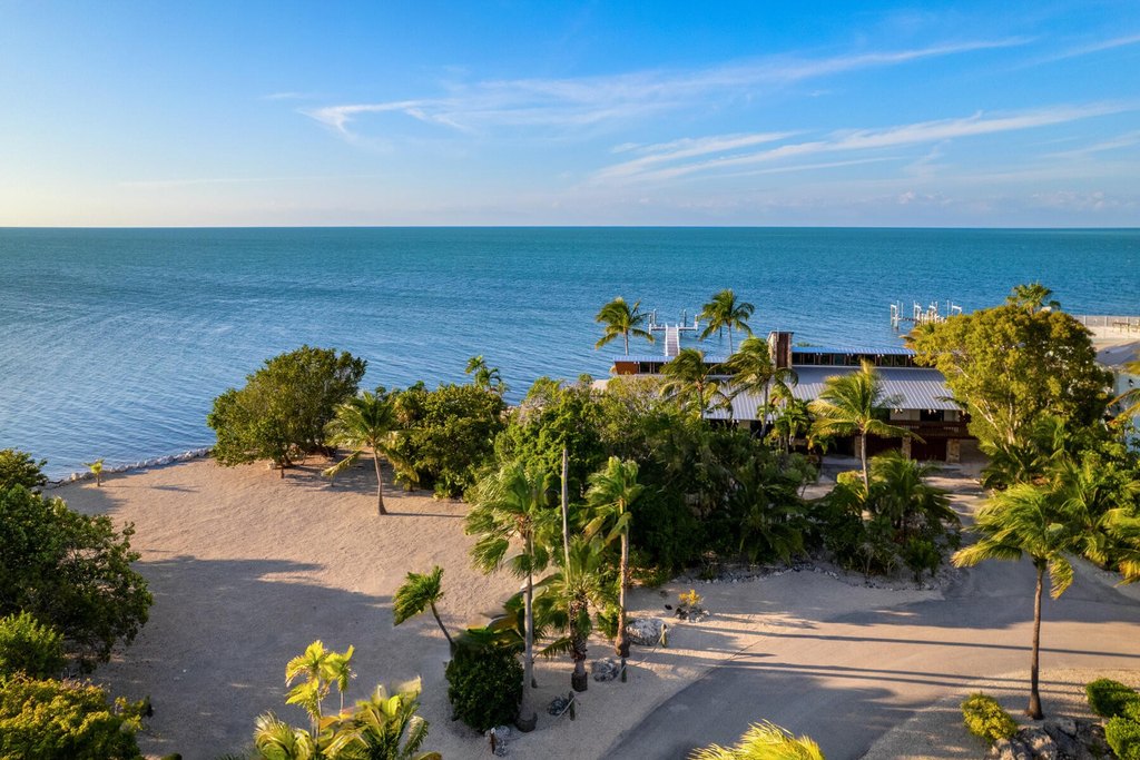 Marathon, Florida, 33050, United States, 3 Bedrooms Bedrooms, ,3 BathroomsBathrooms,Residential,Forsale,2011130