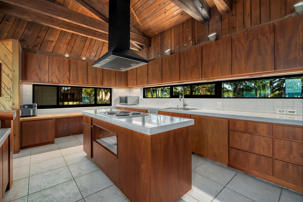 Marathon, Florida, 33050, United States, 3 Bedrooms Bedrooms, ,3 BathroomsBathrooms,Residential,Forsale,2011130