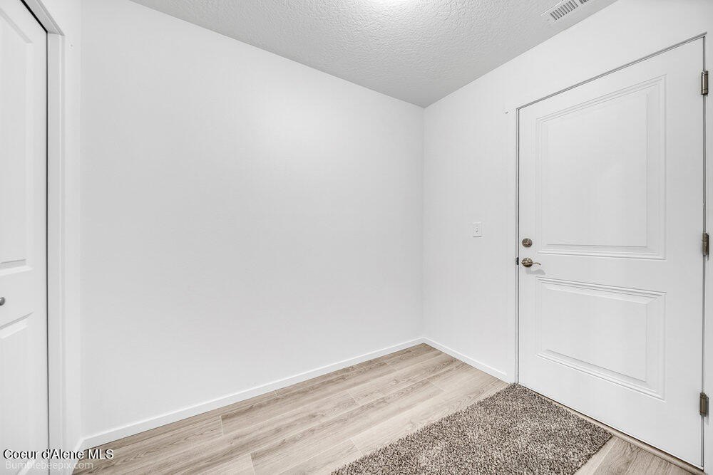 Post Falls, Idaho, 83854, United States, 3 Bedrooms Bedrooms, ,2 BathroomsBathrooms,Residential,Forsale,1984587