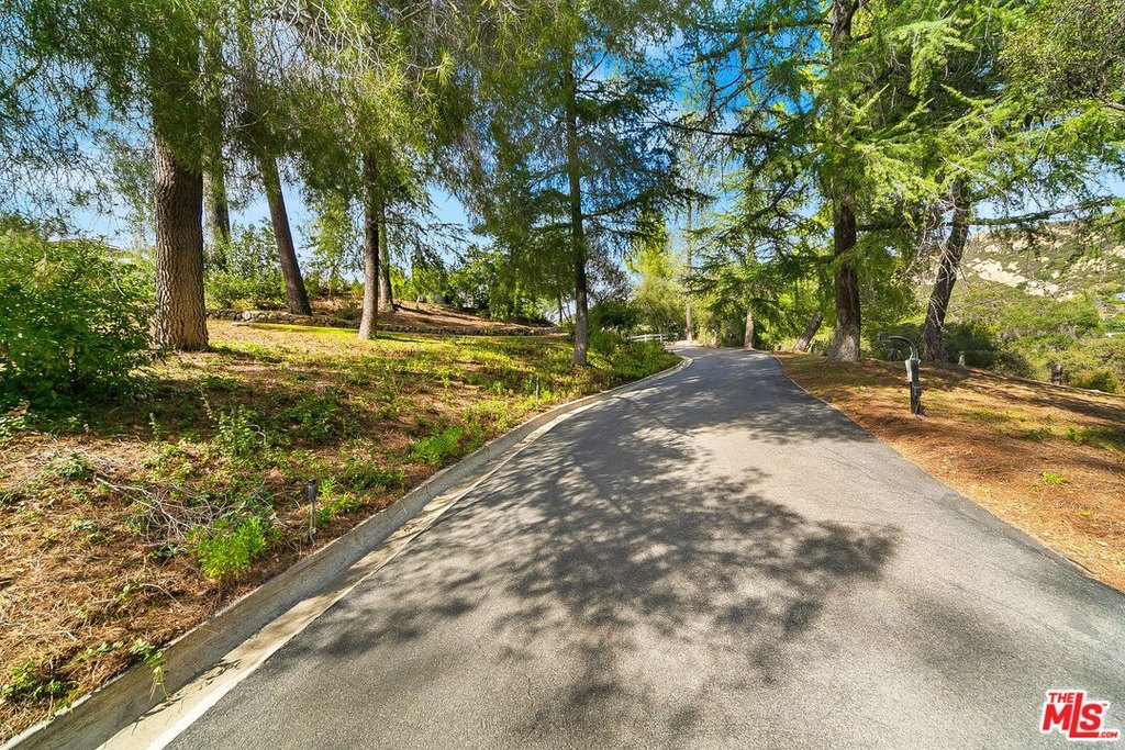 Calabasas, California, 91302, United States, 3 Bedrooms Bedrooms, ,2 BathroomsBathrooms,Residential,Forsale,2001432