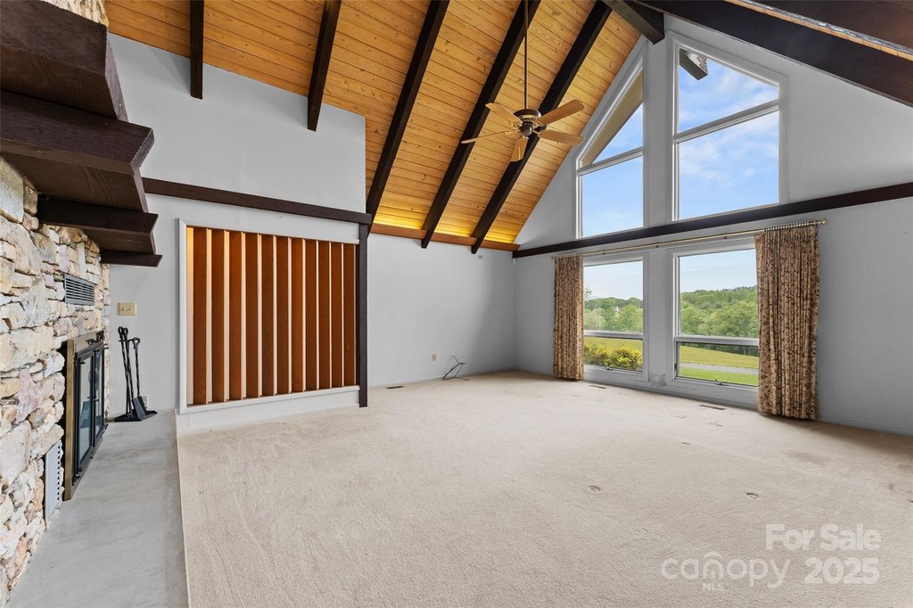 Asheville, North Carolina, 28806, United States, 4 Bedrooms Bedrooms, ,6.5 BathroomsBathrooms,Residential,Forsale,2011987