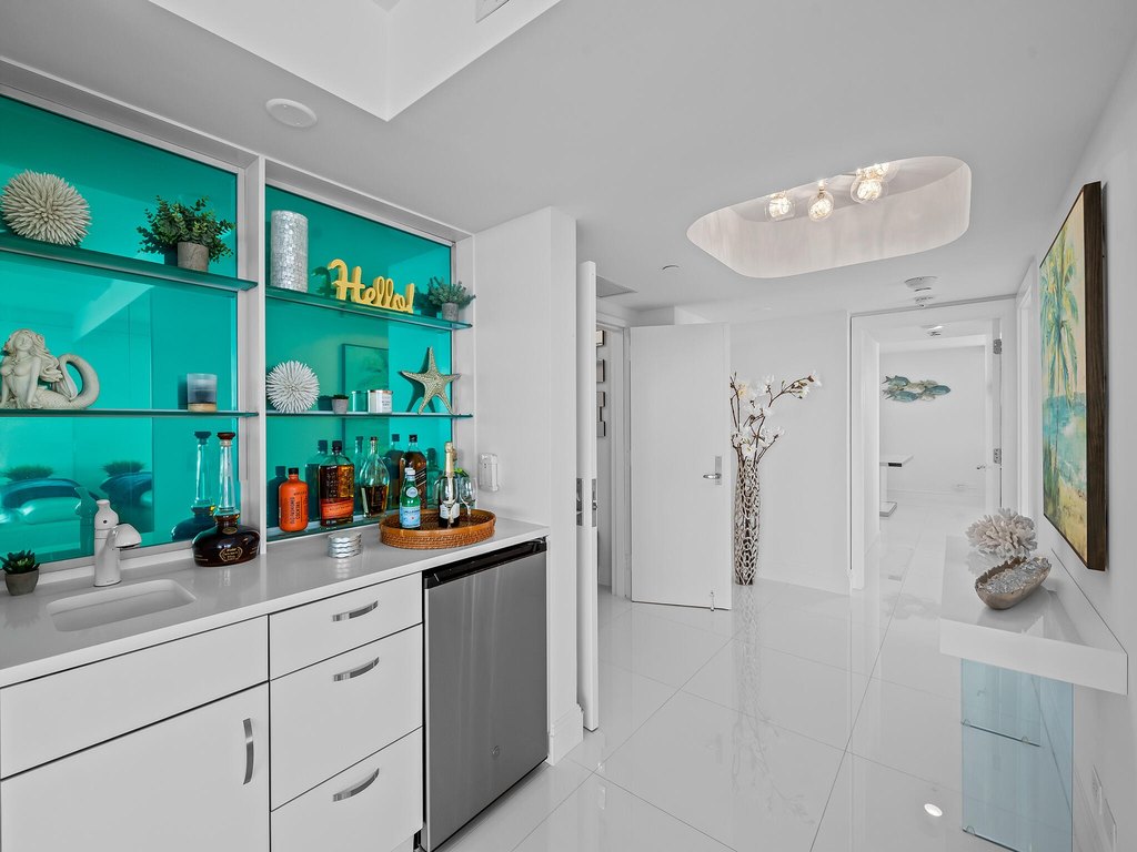 Highland Beach, Florida, 33487, United States, 3 Bedrooms Bedrooms, ,3 BathroomsBathrooms,Residential,Forsale,2004647