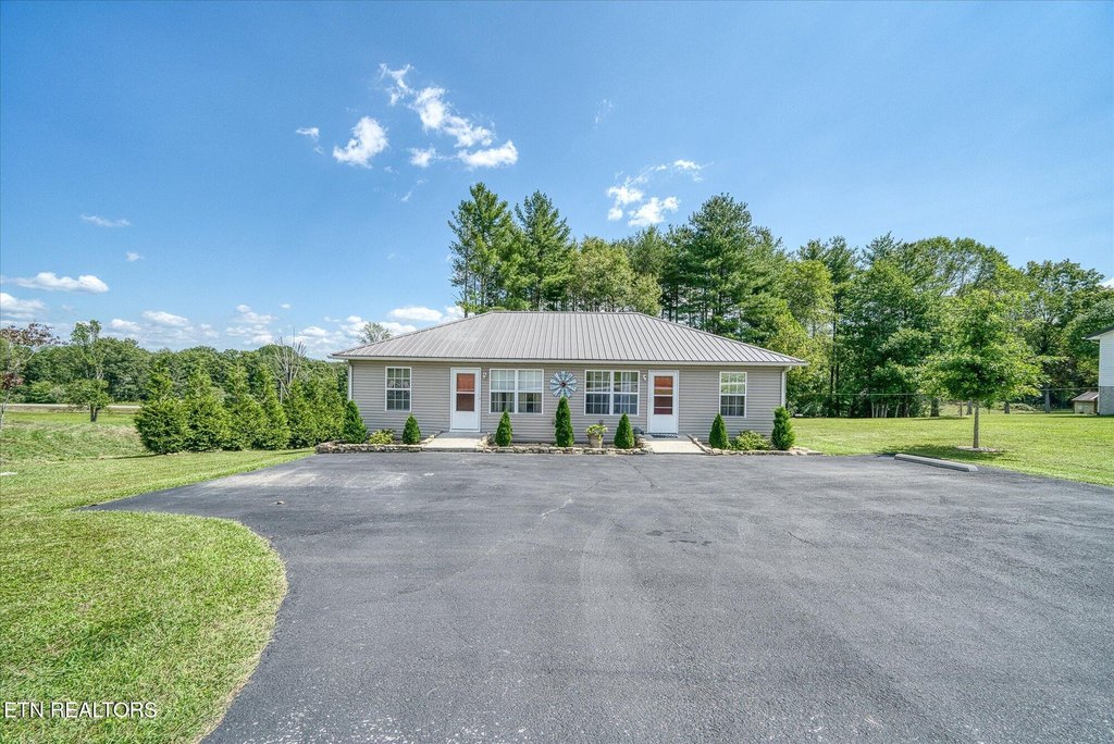 Crossville, Tennessee, 38555, United States, ,Residential,Forsale,1996596