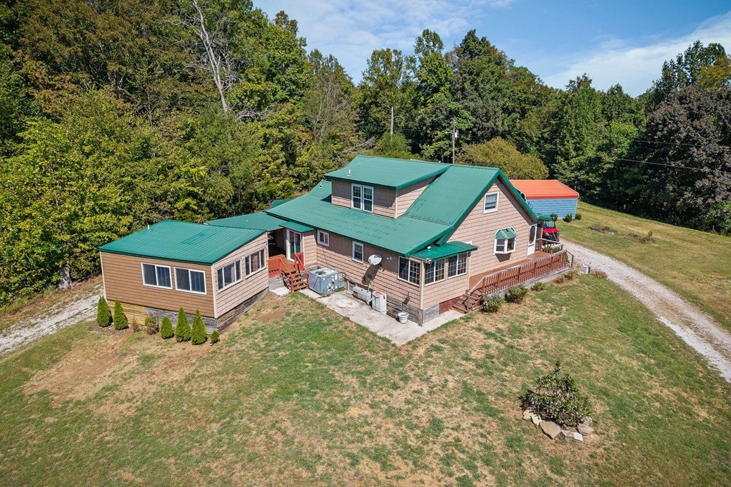 Sparta, Tennessee, 38583, United States, 3 Bedrooms Bedrooms, ,2 BathroomsBathrooms,Residential,Forsale,1999490