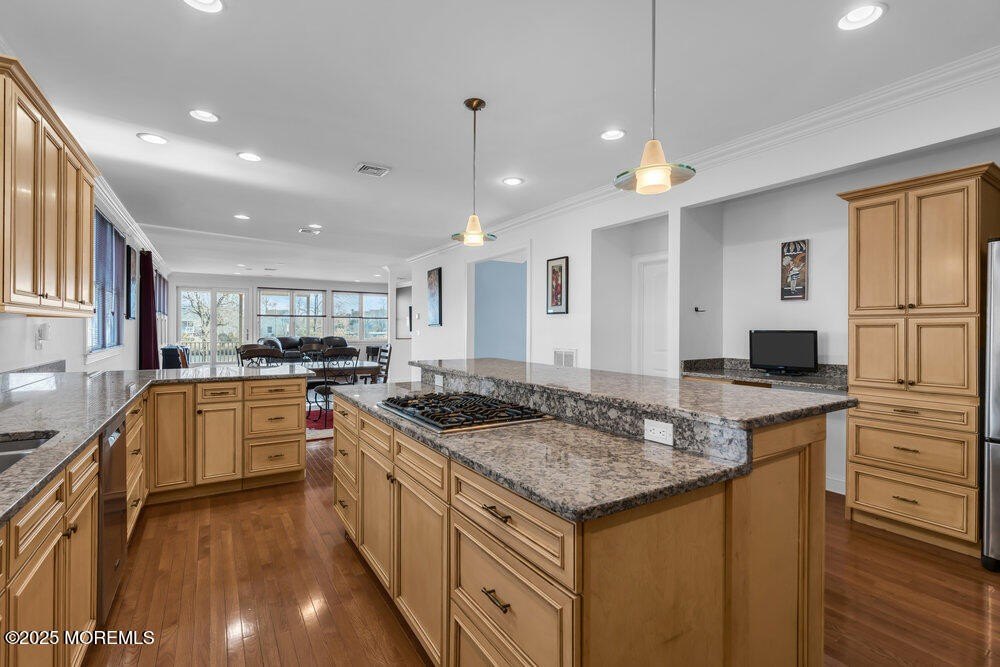 Long Branch, New Jersey, 07740, United States, 5 Bedrooms Bedrooms, ,3.5 BathroomsBathrooms,Residential,Forsale,2004837