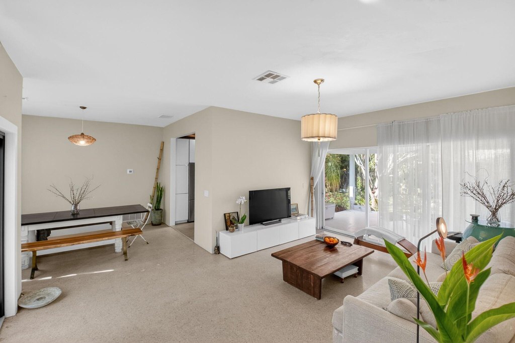 Delray Beach, Florida, 33444, United States, 2 Bedrooms Bedrooms, ,2 BathroomsBathrooms,Residential,Forsale,2004643