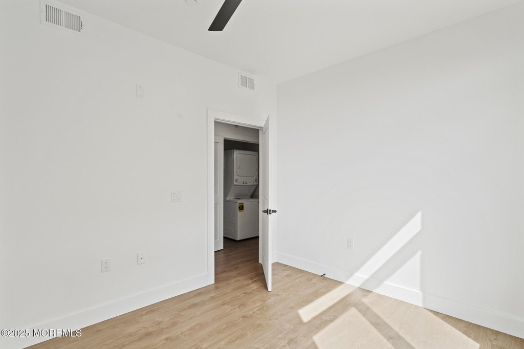 Seaside Heights, New Jersey, 08751, United States, 3 Bedrooms Bedrooms, ,2 BathroomsBathrooms,Residential,Forsale,1984570