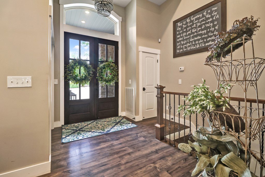 Jamestown, Tennessee, 38556, United States, 4 Bedrooms Bedrooms, ,4 BathroomsBathrooms,Residential,Forsale,1929826