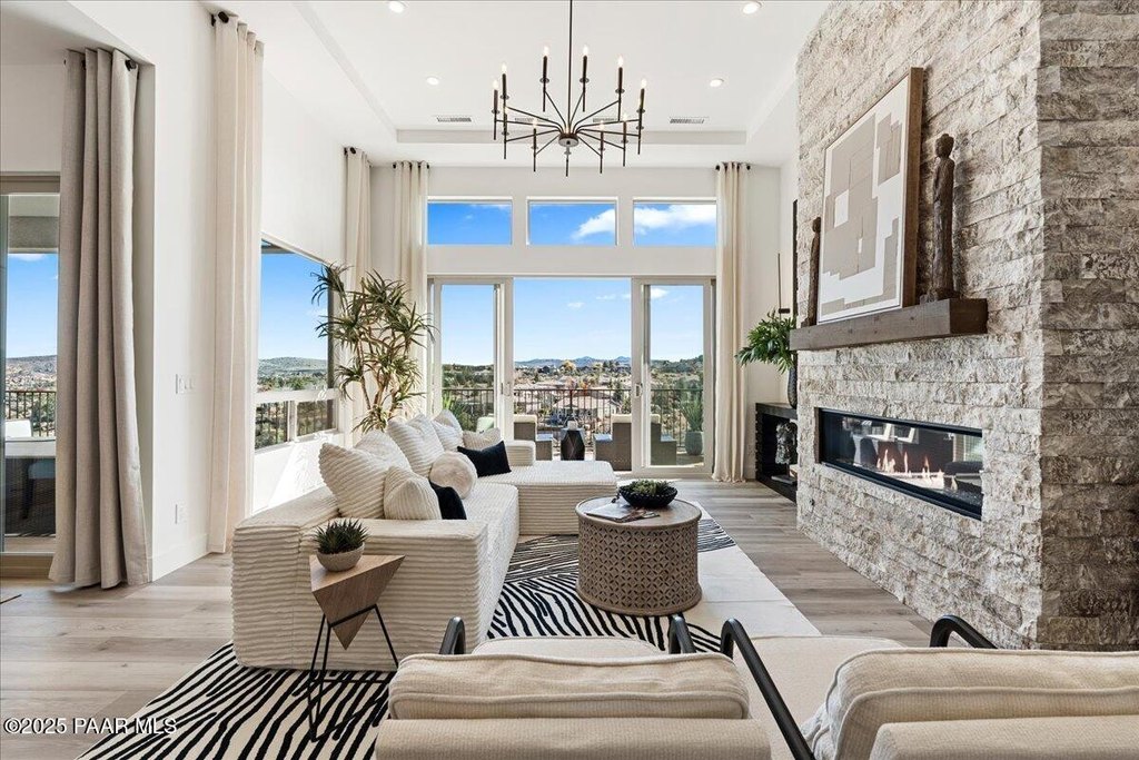 Prescott, Arizona, 86301, United States, 3 Bedrooms Bedrooms, ,2.5 BathroomsBathrooms,Residential,Forsale,2011267