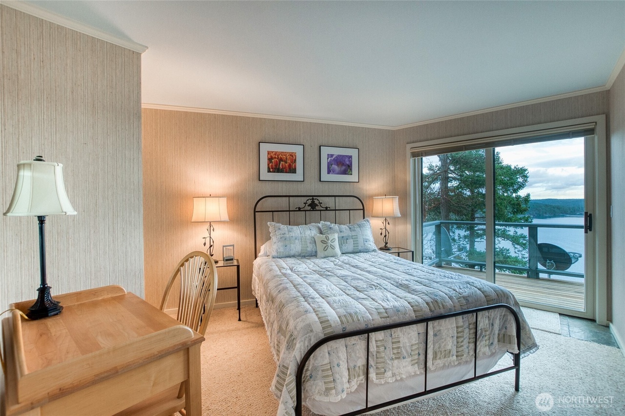 Eastsound, Washington, 98243, United States, 3 Bedrooms Bedrooms, ,2.5 BathroomsBathrooms,Residential,Forsale,2004457