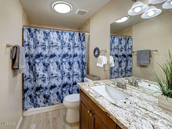 Tucson, Arizona, 85737, United States, 5 Bedrooms Bedrooms, ,3 BathroomsBathrooms,Residential,Forsale,2004435