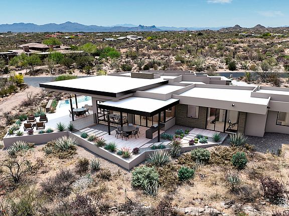 Oro Valley, Arizona, 85755, United States, 3 Bedrooms Bedrooms, ,4 BathroomsBathrooms,Residential,Forsale,2004441