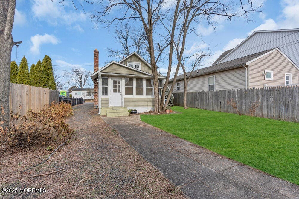 Lake Como, New Jersey, 07719, United States, 2 Bedrooms Bedrooms, ,2 BathroomsBathrooms,Residential,Forsale,2004839