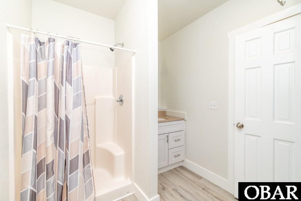 Jarvisburg, North Carolina, 27947, United States, 3 Bedrooms Bedrooms, ,3 BathroomsBathrooms,Residential,Forsale,2010252