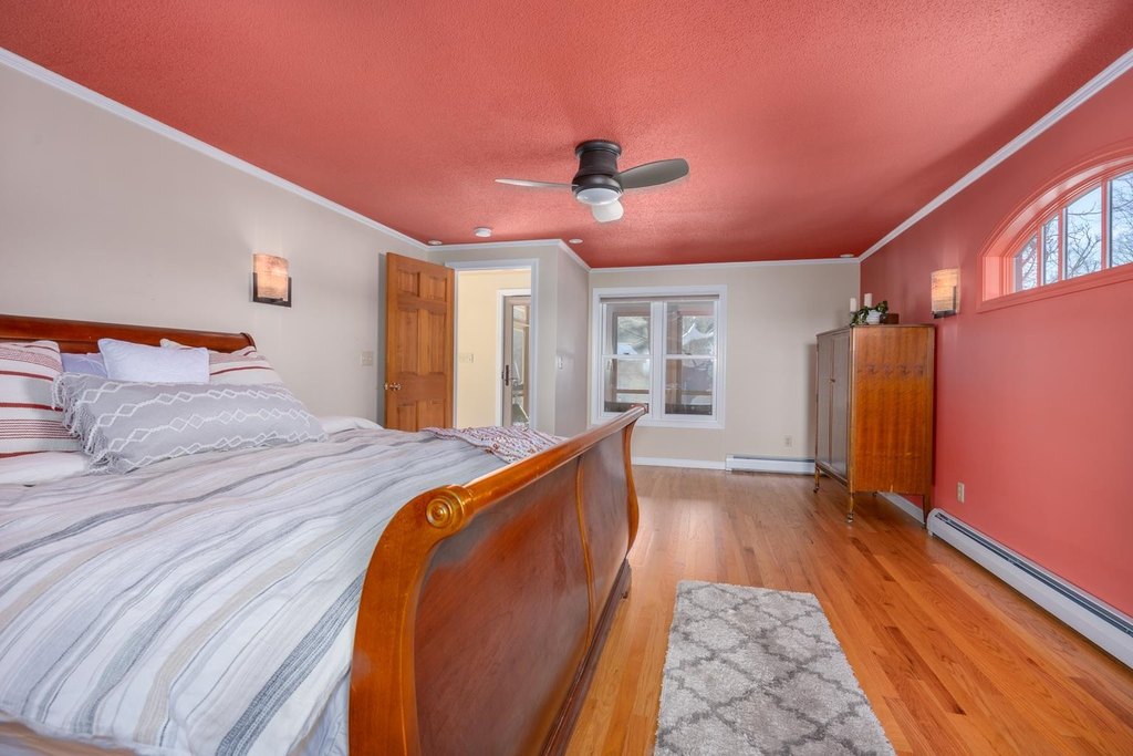 Nottingham, New Hampshire, 03290, United States, 4 Bedrooms Bedrooms, ,2.5 BathroomsBathrooms,Residential,Forsale,2004712