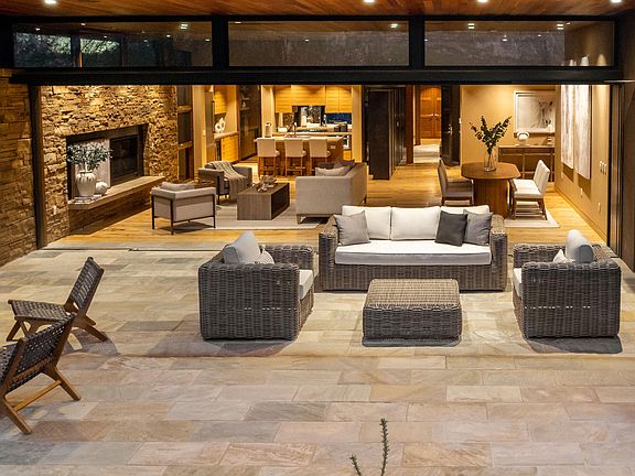 Tucson, Arizona, 85739, United States, 2 Bedrooms Bedrooms, ,3 BathroomsBathrooms,Residential,Forsale,2004442