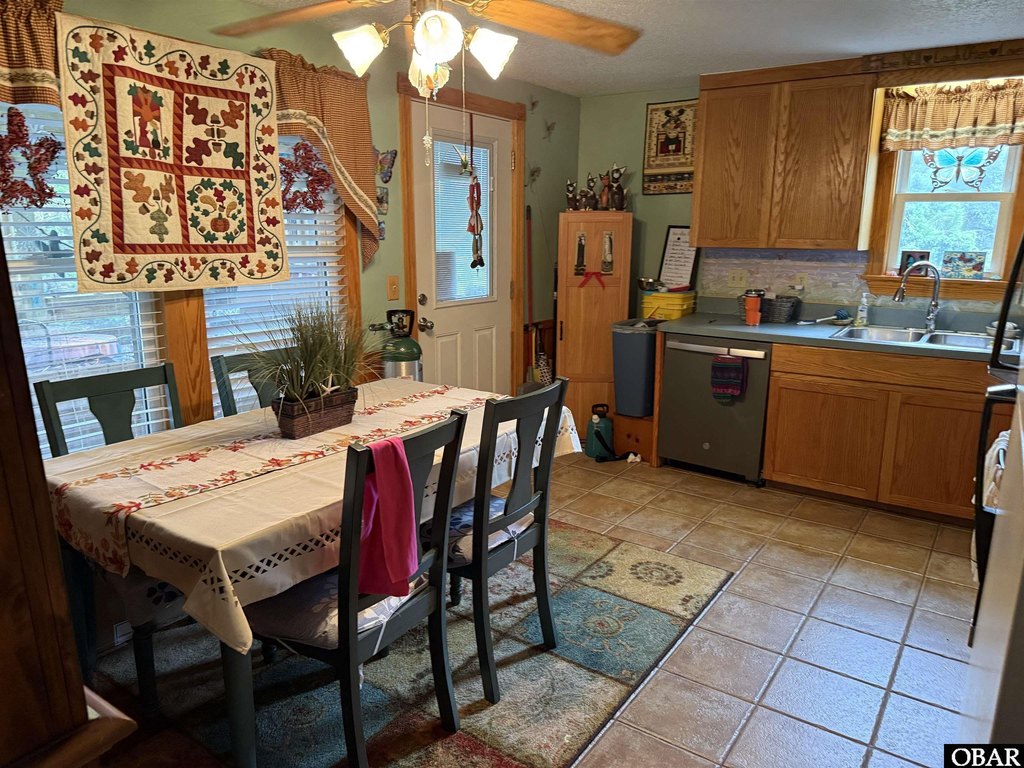 Buxton, North Carolina, 27920, United States, 3 Bedrooms Bedrooms, ,2 BathroomsBathrooms,Residential,Forsale,1964361