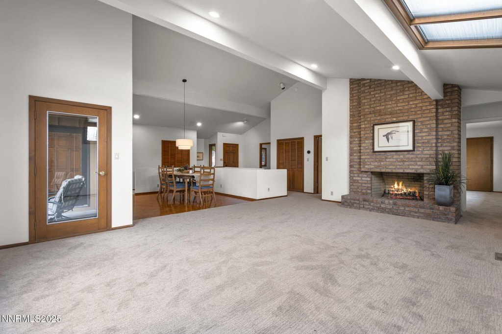 Reno, Nevada, 89519, United States, 3 Bedrooms Bedrooms, ,2 BathroomsBathrooms,Residential,Forsale,2012837