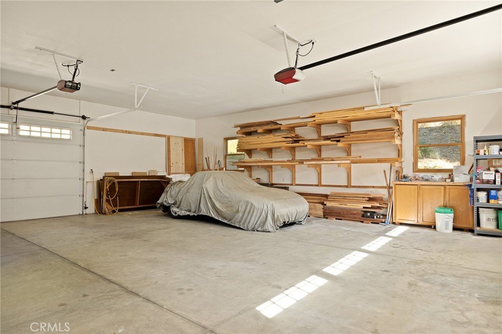 Running Springs, California, 92382, United States, 2 Bedrooms Bedrooms, ,3 BathroomsBathrooms,Residential,Forsale,1971043