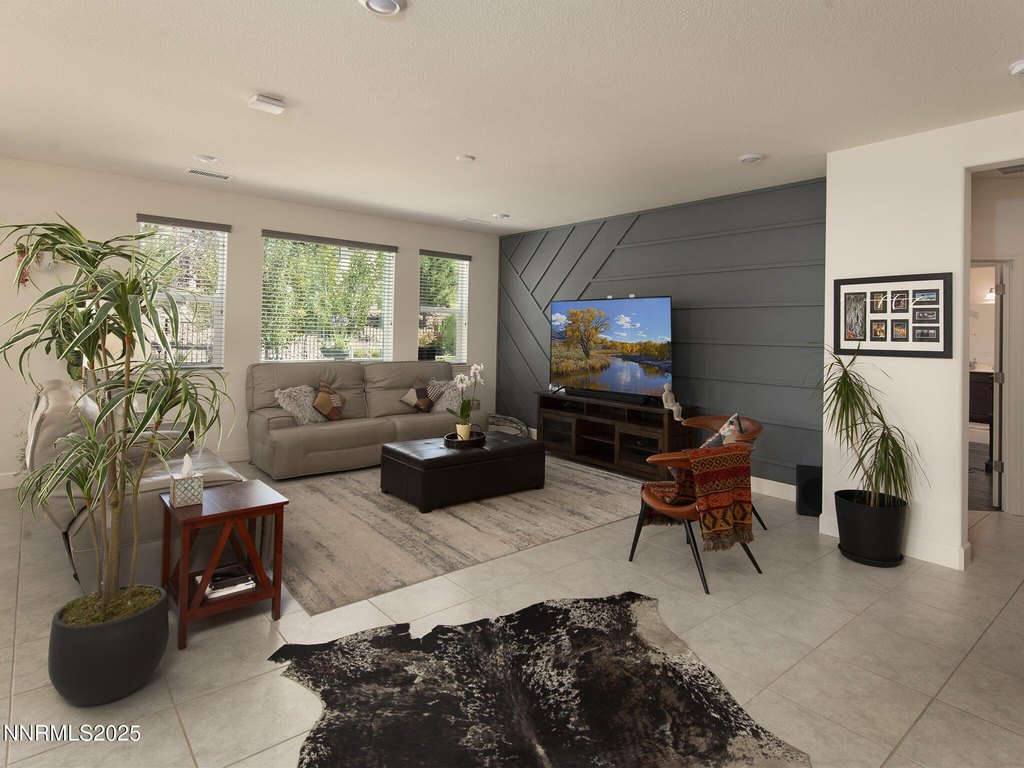 Reno, Nevada, 89521, United States, 3 Bedrooms Bedrooms, ,2.5 BathroomsBathrooms,Residential,Forsale,2012840