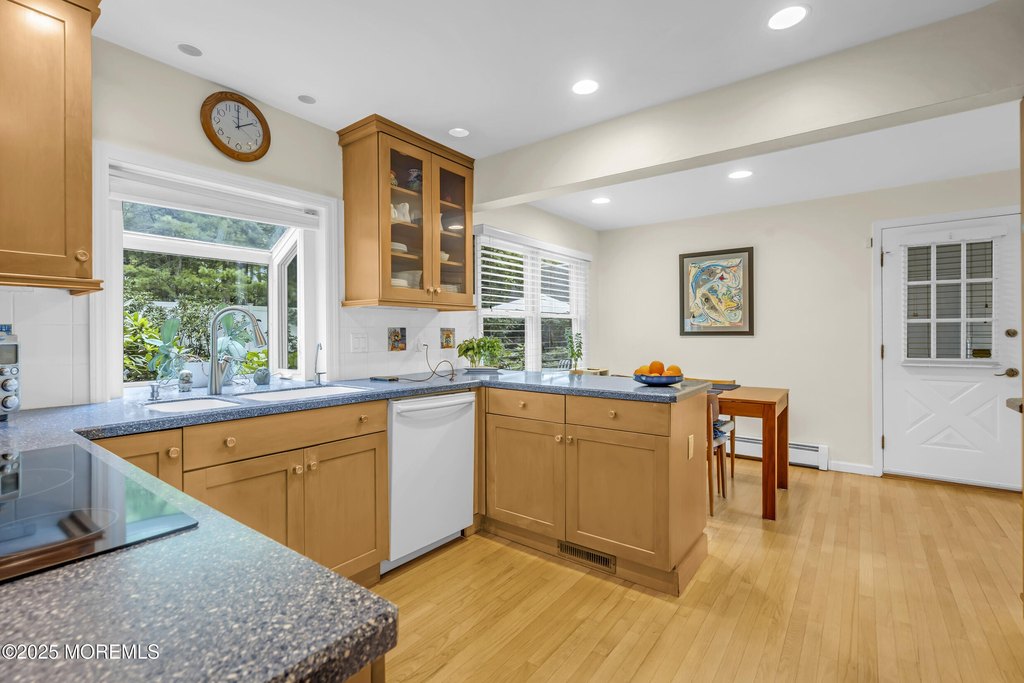 Toms River, New Jersey, 08753, United States, 3 Bedrooms Bedrooms, ,2.5 BathroomsBathrooms,Residential,Forsale,1966074