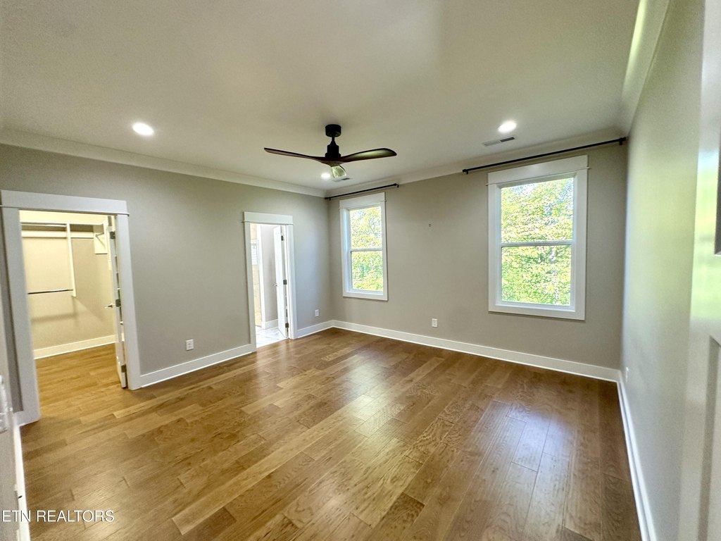 Loudon, Tennessee, 37774, United States, 3 Bedrooms Bedrooms, ,2 BathroomsBathrooms,Residential,Forsale,1999439