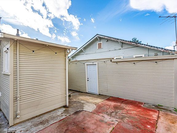 Oakland, California, 94619, United States, 2 Bedrooms Bedrooms, ,1 BathroomBathrooms,Residential,Forsale,2004749