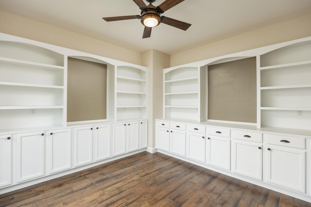 Trenton, Georgia, 30752, United States, 5 Bedrooms Bedrooms, ,4.5 BathroomsBathrooms,Residential,Forsale,2004699