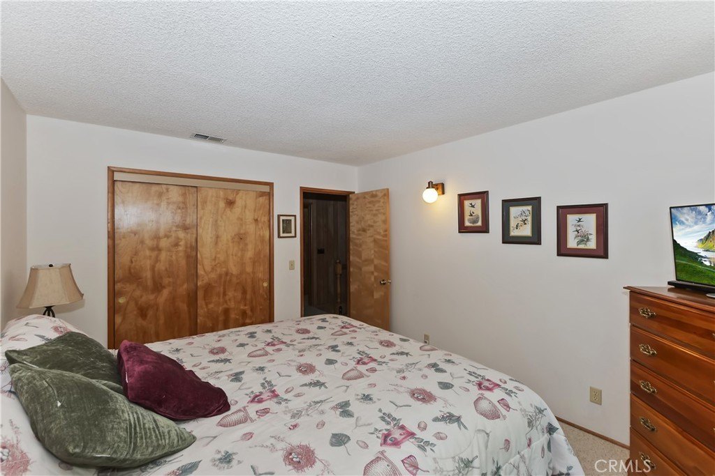 Lake Arrowhead, California, 92352, United States, 3 Bedrooms Bedrooms, ,3 BathroomsBathrooms,Residential,Forsale,1968496