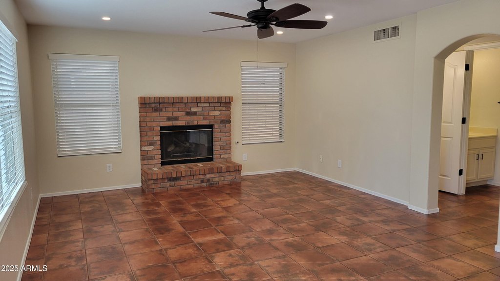 Phoenix, Arizona, 85050, United States, 4 Bedrooms Bedrooms, ,2.5 BathroomsBathrooms,Residential,Forsale,2004922