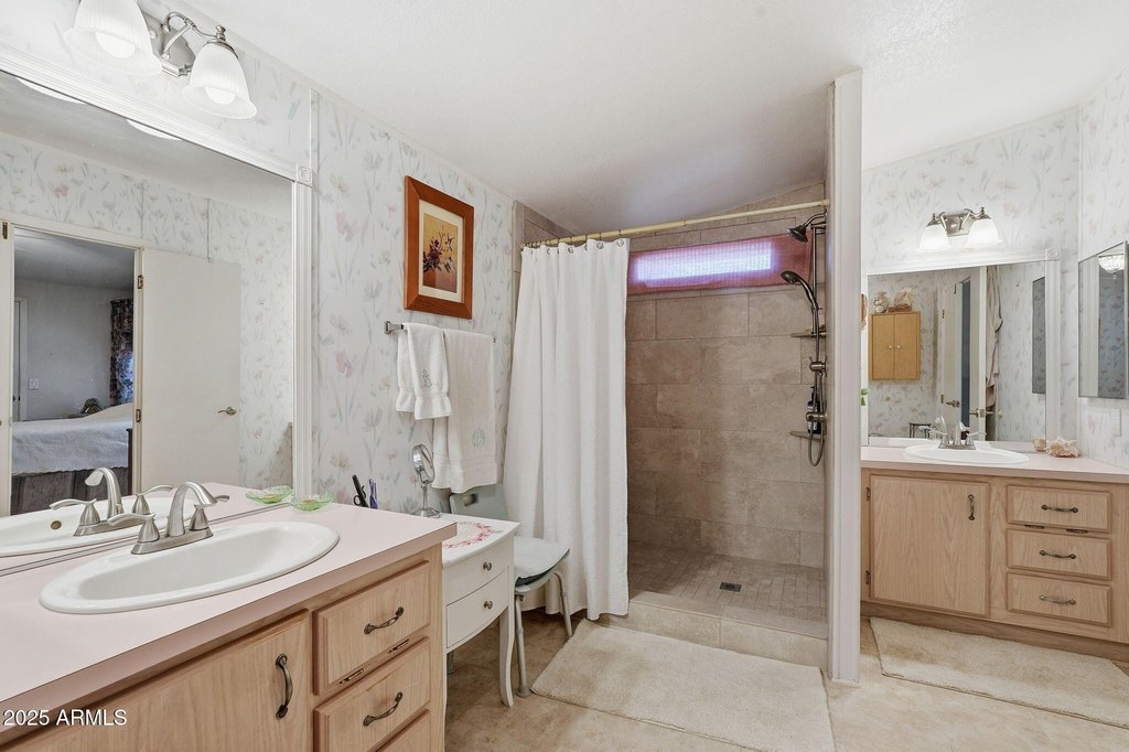 Cave Creek, Arizona, 85331, United States, 4 Bedrooms Bedrooms, ,2 BathroomsBathrooms,Residential,Forsale,2004938