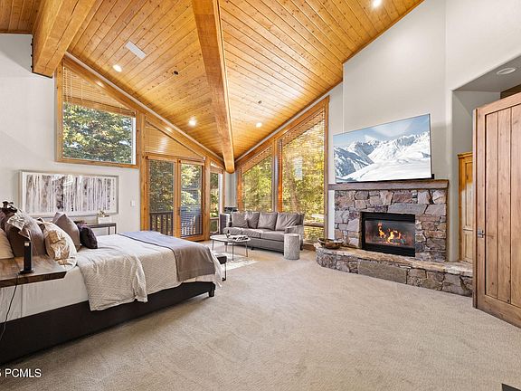 Kamas, Utah, 84060, United States, 6 Bedrooms Bedrooms, ,5.5 BathroomsBathrooms,Residential,Forsale,2004735