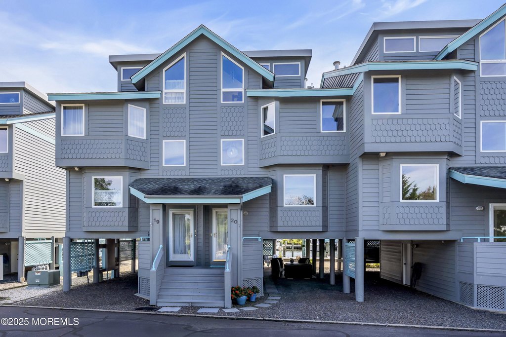 Waretown, New Jersey, 08758, United States, 2 Bedrooms Bedrooms, ,2.5 BathroomsBathrooms,Residential,Forsale,1966047