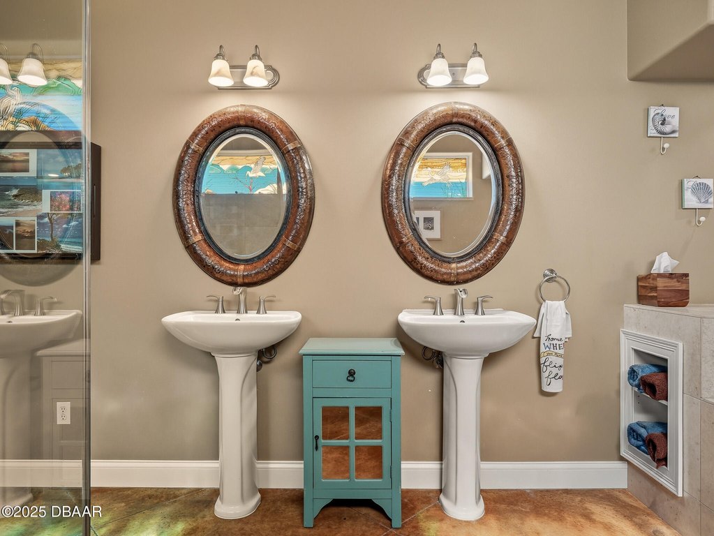 New Smyrna Beach, Florida, 32168, United States, 3 Bedrooms Bedrooms, ,3 BathroomsBathrooms,Residential,Forsale,1964583