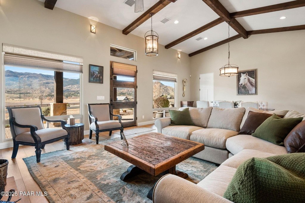 Prescott, Arizona, 86305, United States, 3 Bedrooms Bedrooms, ,8.5 BathroomsBathrooms,Residential,Forsale,2011268