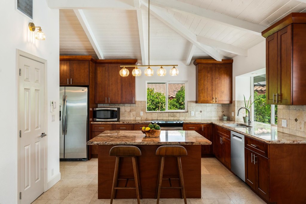 Kihei, Hawaii, 96753, United States, 4 Bedrooms Bedrooms, ,3.5 BathroomsBathrooms,Residential,Forsale,2009550