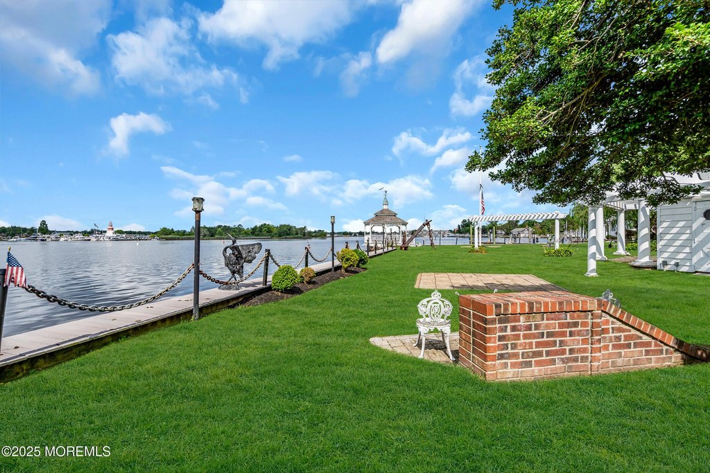 Toms River, New Jersey, 08753, United States, 5 Bedrooms Bedrooms, ,5.5 BathroomsBathrooms,Residential,Forsale,1954064